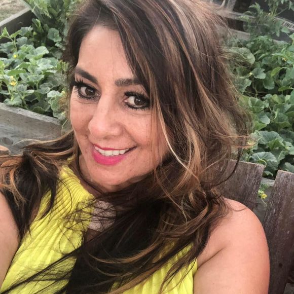 Meet your Posher, Tina - Picture 1 of 1